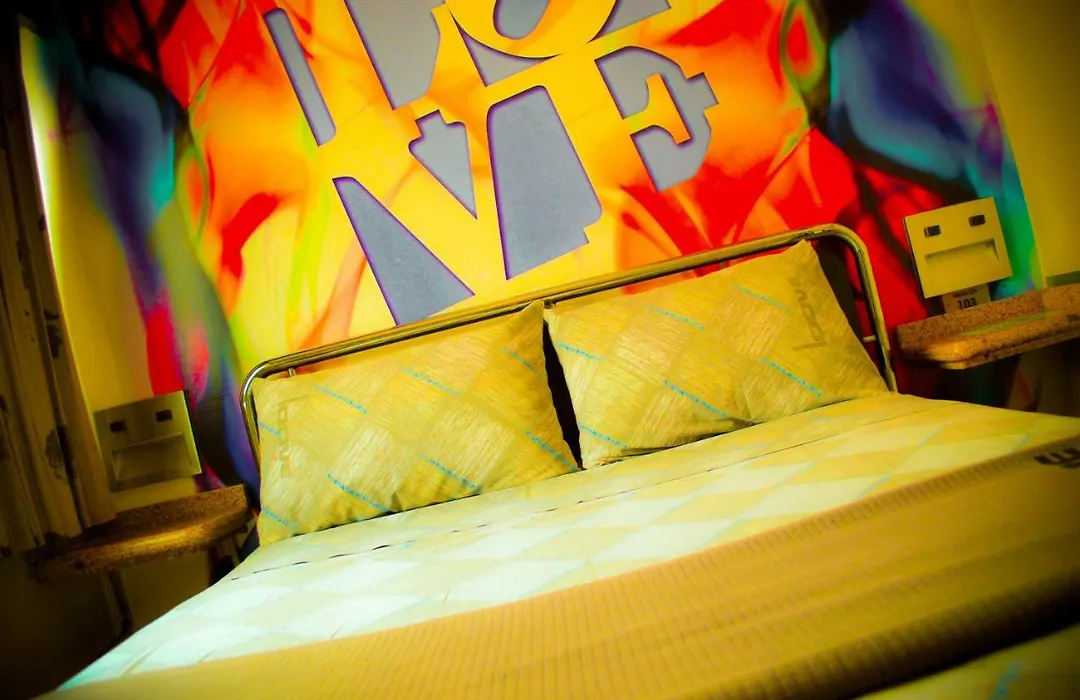 Loove Hotel (Adults Only)-1